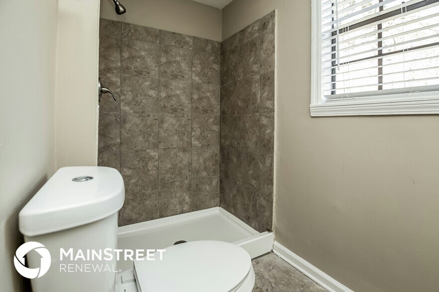 Building Photo - 3835 Sunny Hill Dr