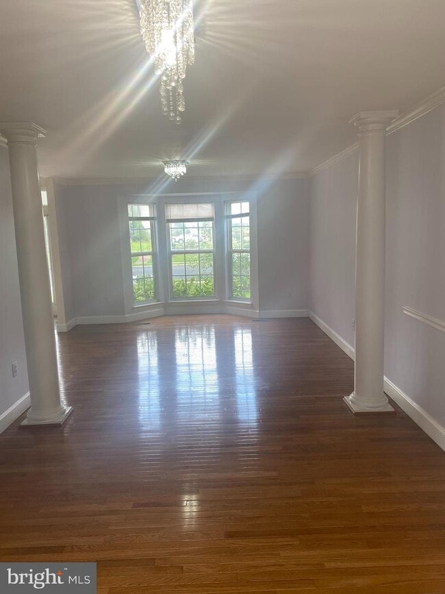 Building Photo - 12971 Queen Chapel Rd