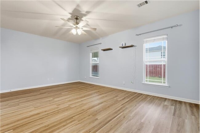 Building Photo - 13 Concordia Dr