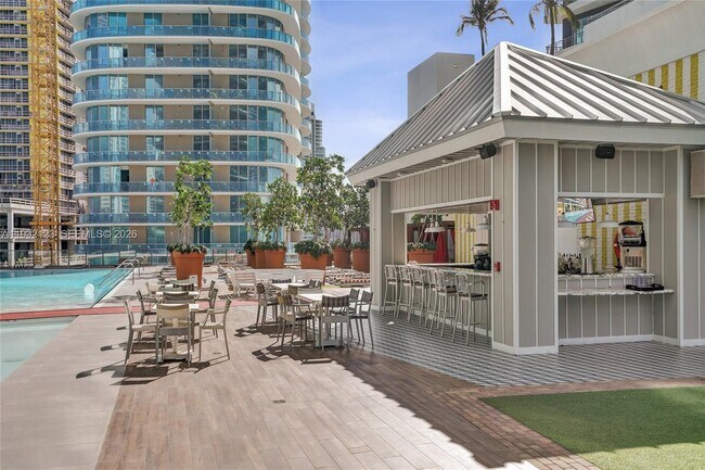 Building Photo - 1300 S Miami Ave