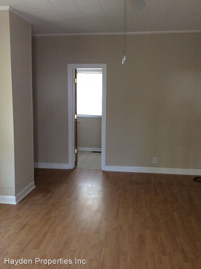Building Photo - 2 br, 1 bath House - 216 Safie 5th Street