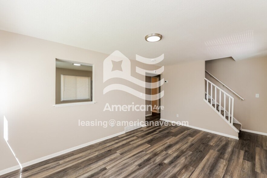 Building Photo - 12006 Erwin Ave