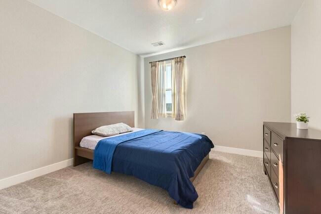 Building Photo - 7183 S Shady Grove Ct