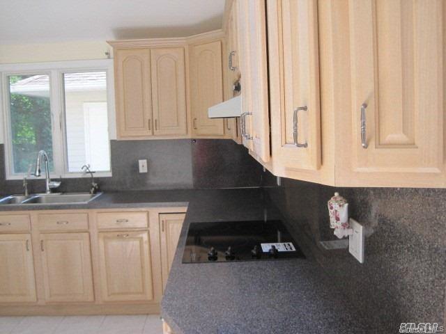 Building Photo - 26 Ridge Dr E