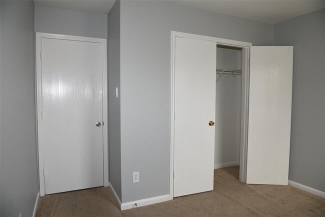 Building Photo - 2635 Skyview Grove Ct