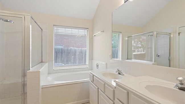 Building Photo - 11214 Amaranth Ln