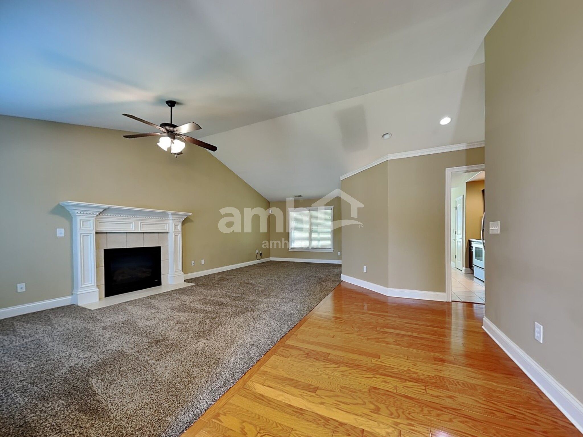 Building Photo - 7807 Chipmunk Ln