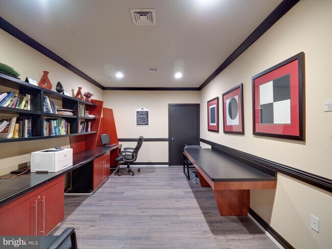 Building Photo - 9480 Virginia Center Blvd