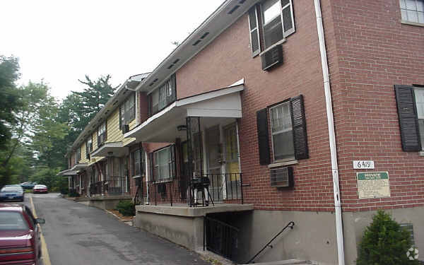 Building Photo - Orchard View Apartments-Pleasant Ridge