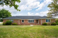 Building Photo - 1041 US-421
