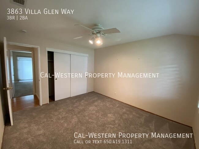 Building Photo - 3863 Villa Glen Way