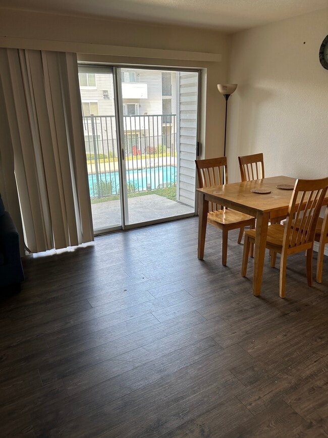 Building Photo - 537 S 900 E