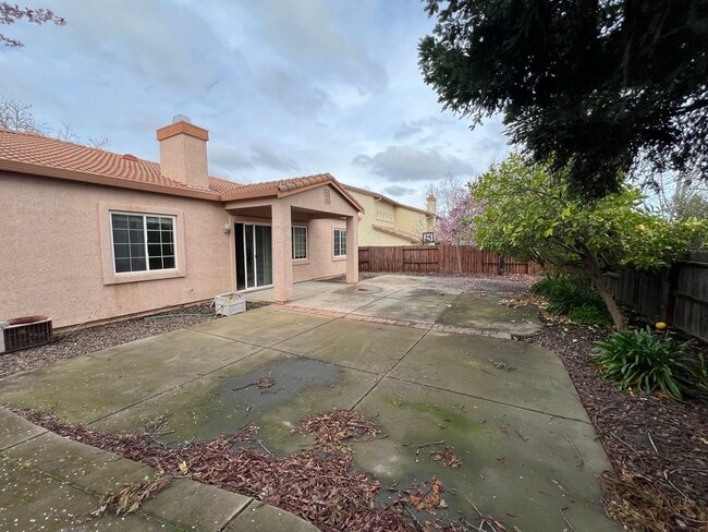 Building Photo - Charming Home Located in the Heart of Folsom