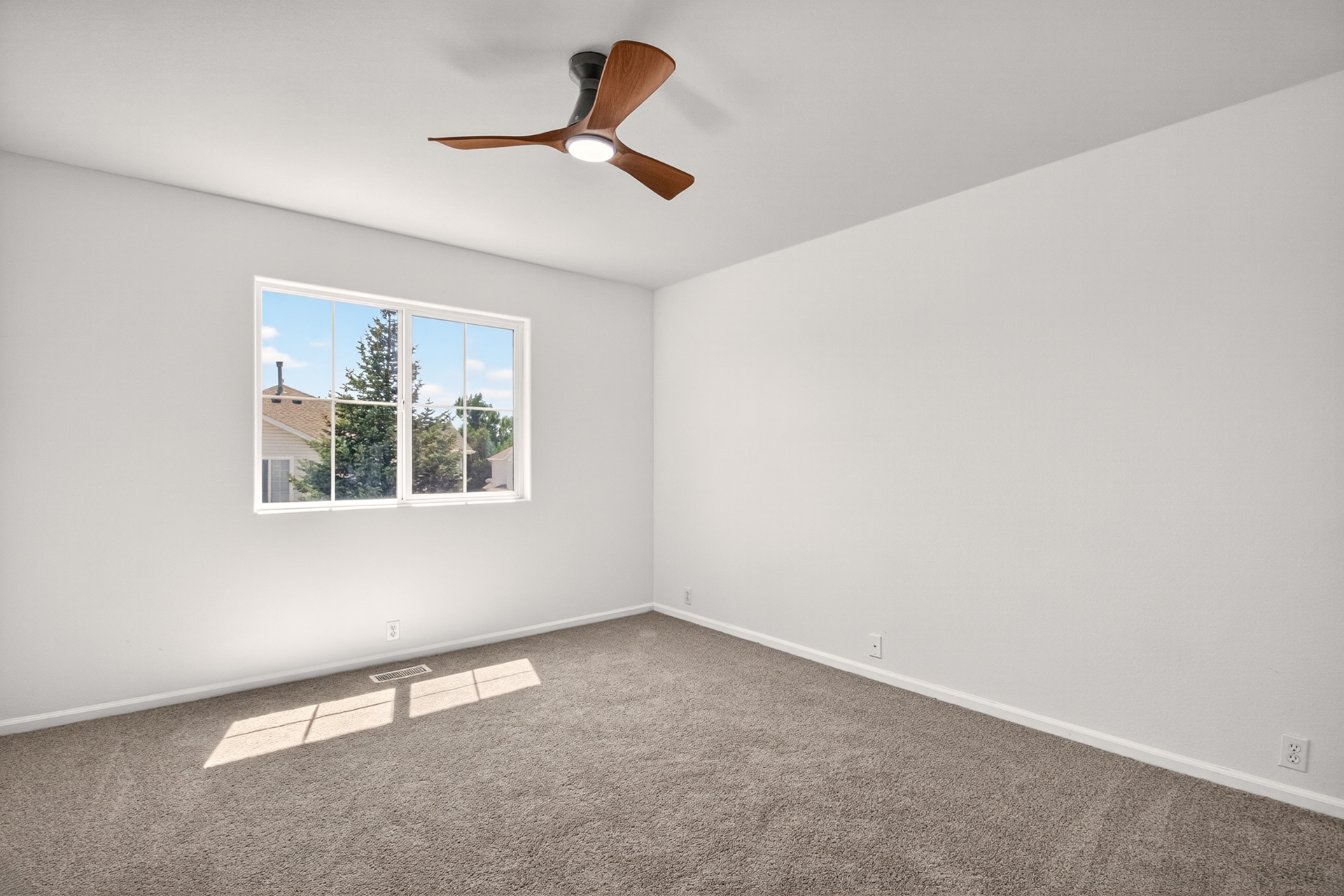 Building Photo - 5950 Tympany Pt