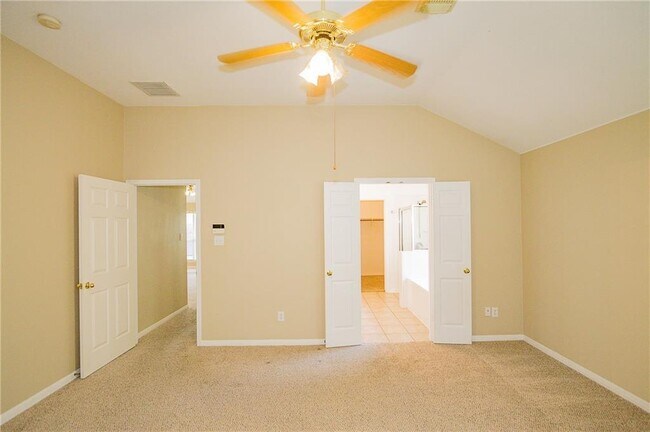 Building Photo - 1728 Lynnville Trail