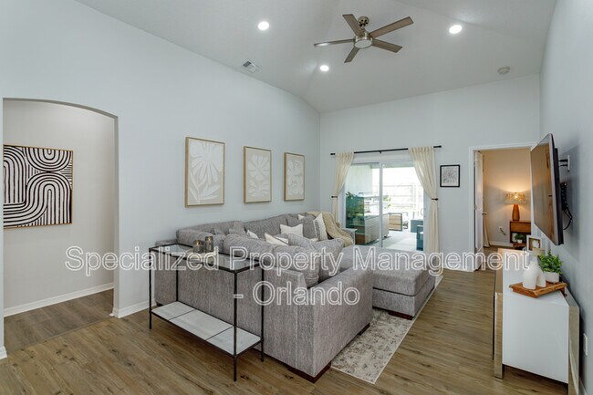 Building Photo - 2532 Ventura Cir
