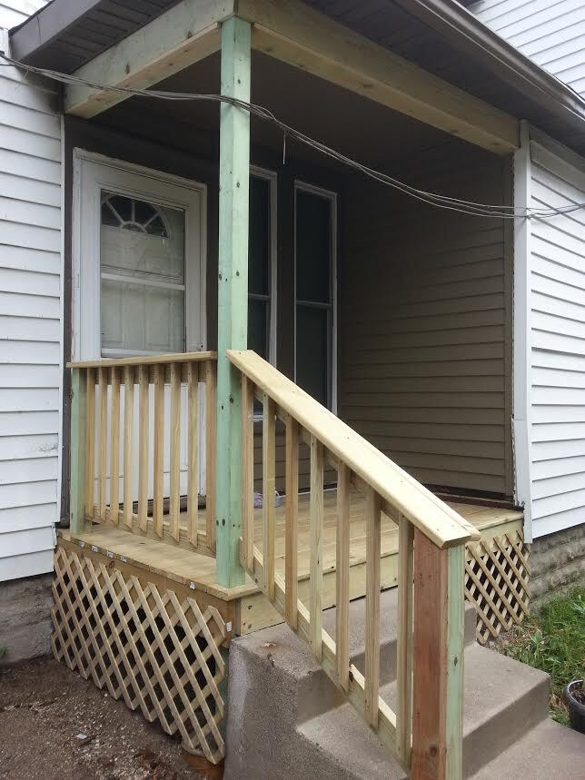 side deck - 2730 pleasant Ave S