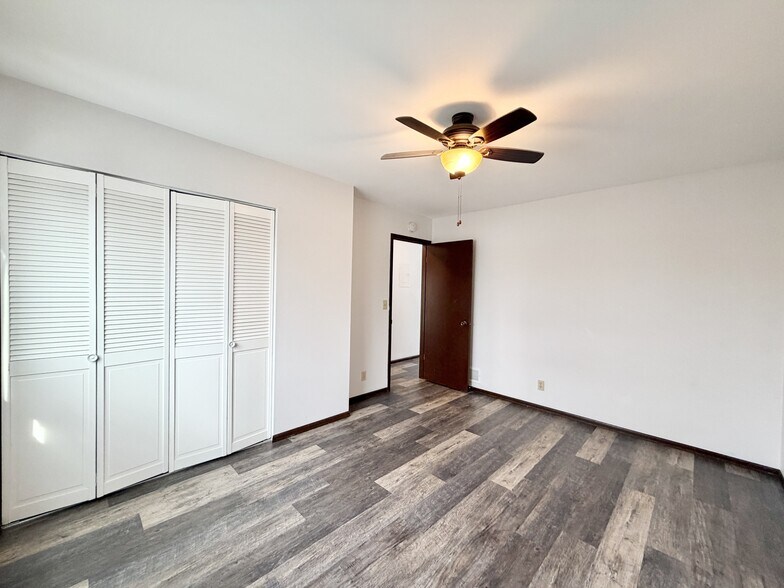 Building Photo - 117 York Rd