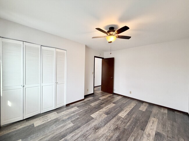 Building Photo - 117 York Rd