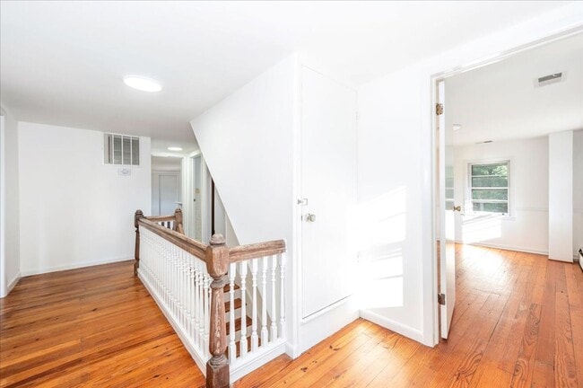 Building Photo - Private Home w/ Pond & Fantastic Views