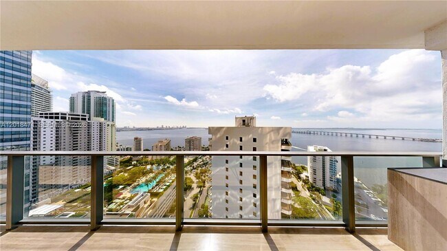 Building Photo - 1451 Brickell Ave