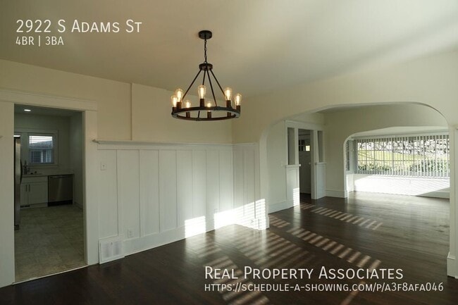 Building Photo - 2922 S Adams St
