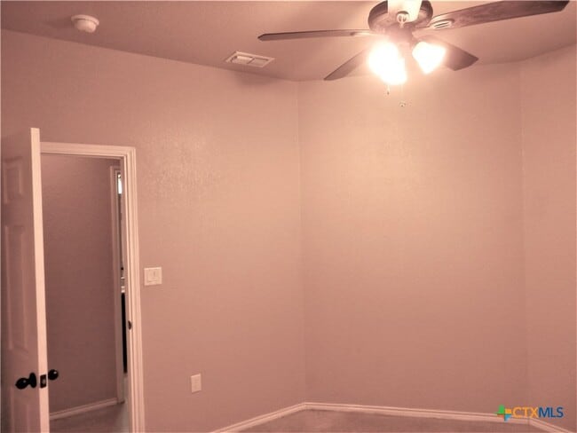 Building Photo - 1071 Carolyn Cove