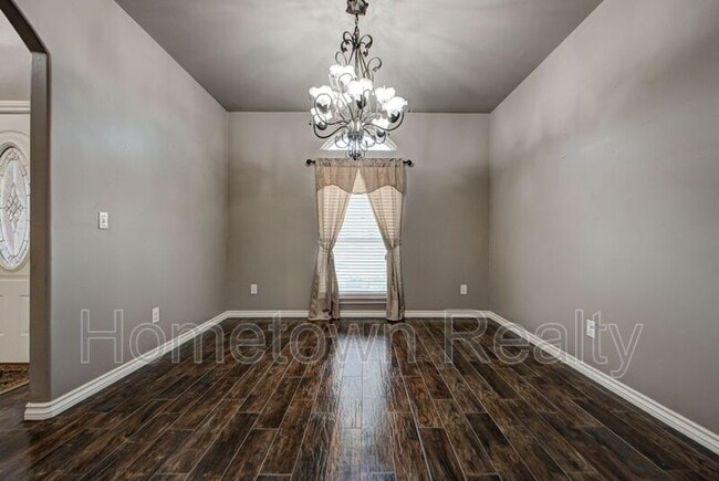 Building Photo - 4214 Topaz Cir