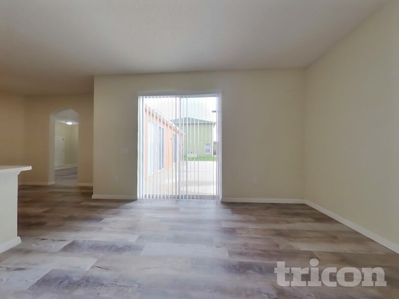 Building Photo - 229 Beckenham Dr