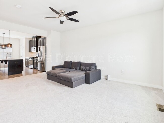 Building Photo - 2104 Boro Ridge St