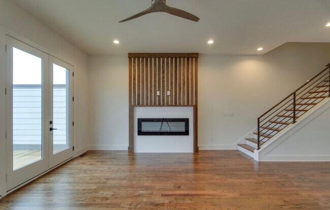 Building Photo - 3325 Felicia St