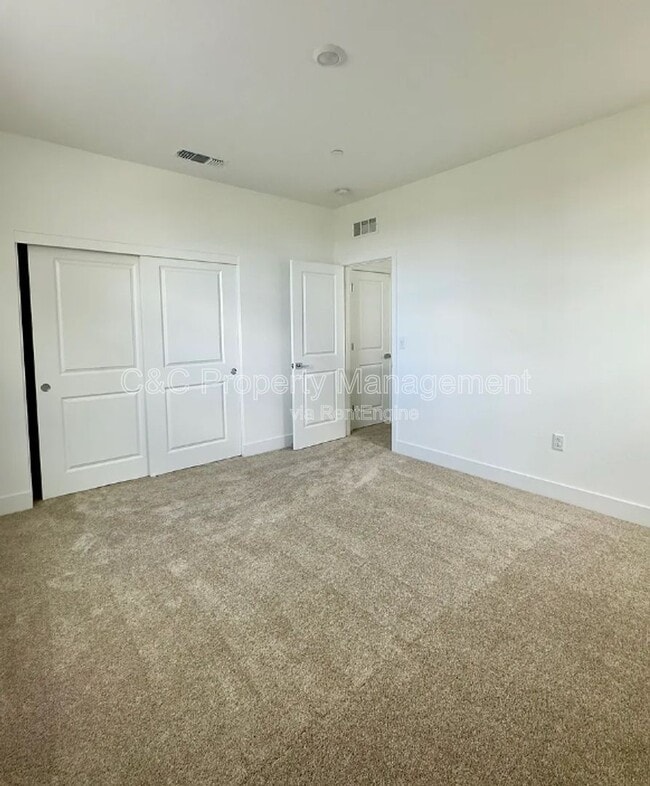 Building Photo - 2782 Old Larks Ln