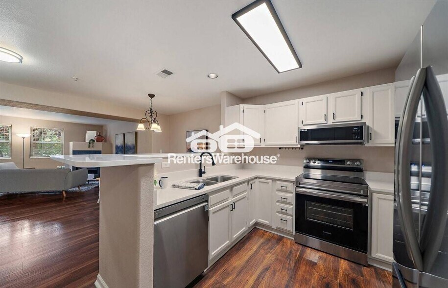 Building Photo - 12555 E Tennessee Cir