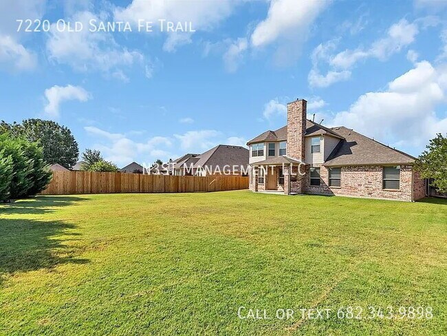 Building Photo - 7220 Old Santa Fe Trail