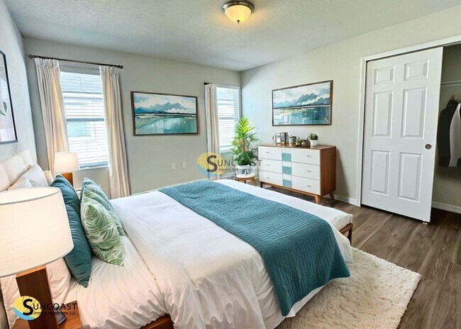 Building Photo - 6444 Sweetbay Ln