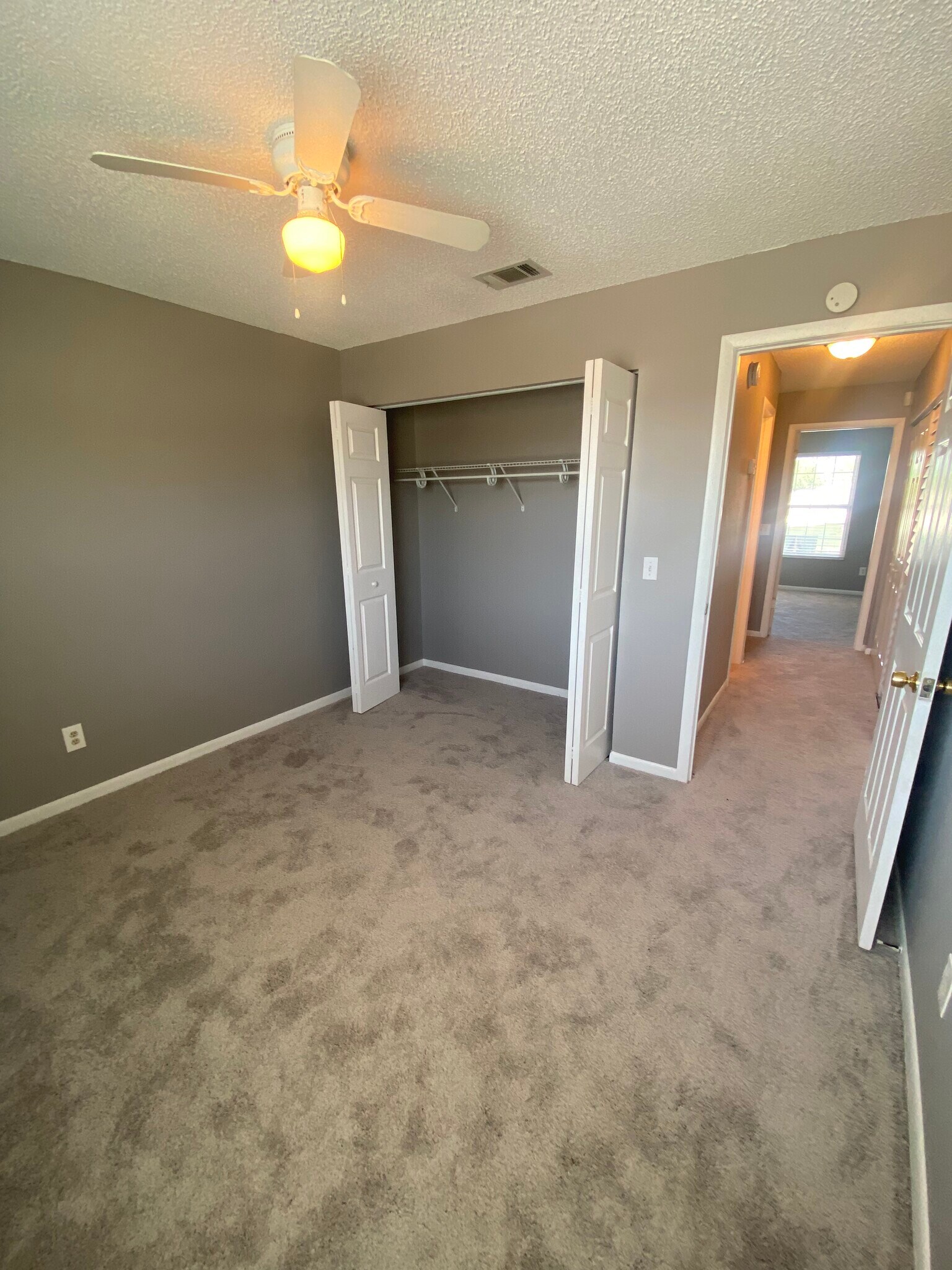 Building Photo - 5109 Burnside Ct