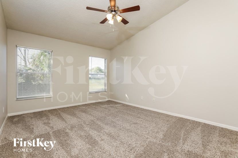 Building Photo - 7594 Groveoak Dr