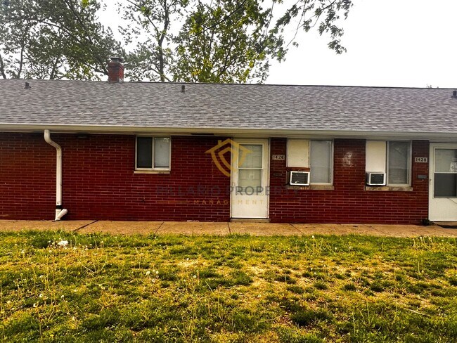 Building Photo - Renovated 1 Bedroom at Campbell Apartments Near Downtown Available Now!