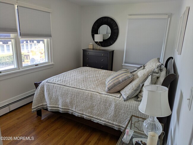 Building Photo - 2113 Edgewood Pl