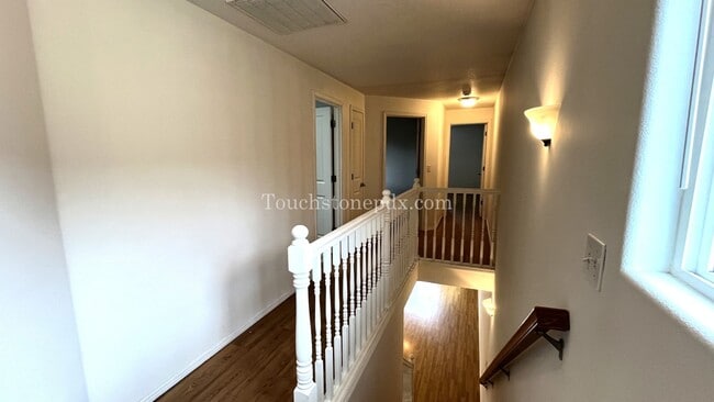 Building Photo - Bright, Spacious 3BR Home Near MAX – A/C, ...