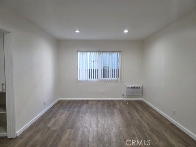 Building Photo - 20609 Hartland St