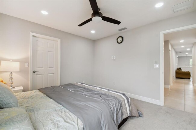 Building Photo - 2445 Whittler Br