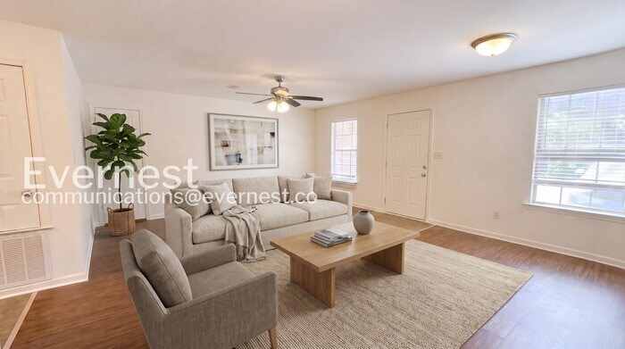 Building Photo - 10800 Frenchmen Loop