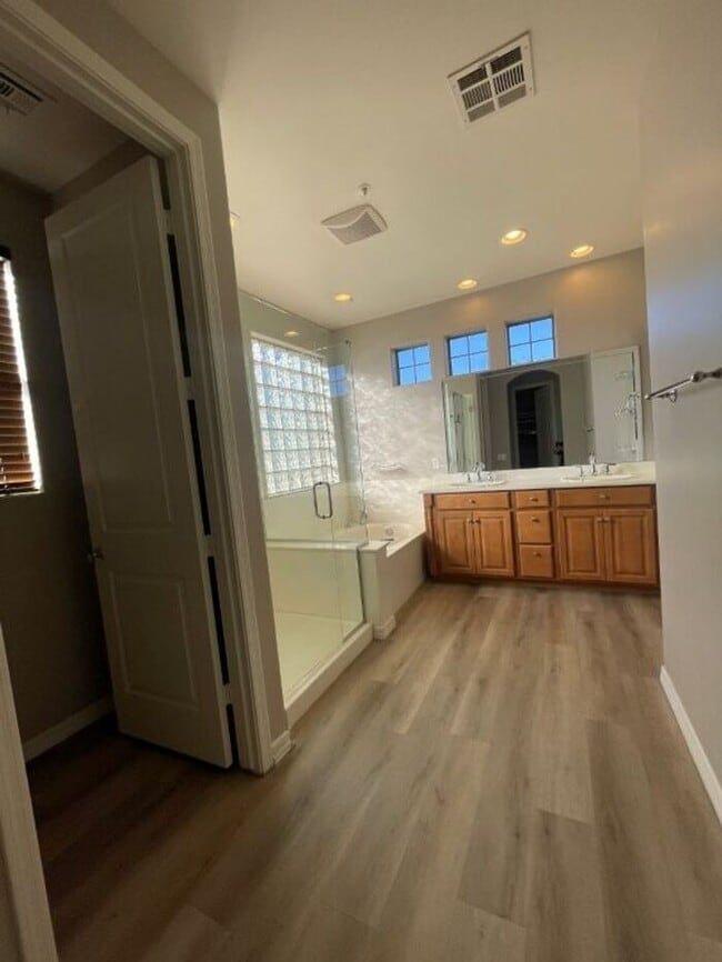 Building Photo - 18268 N 92nd St