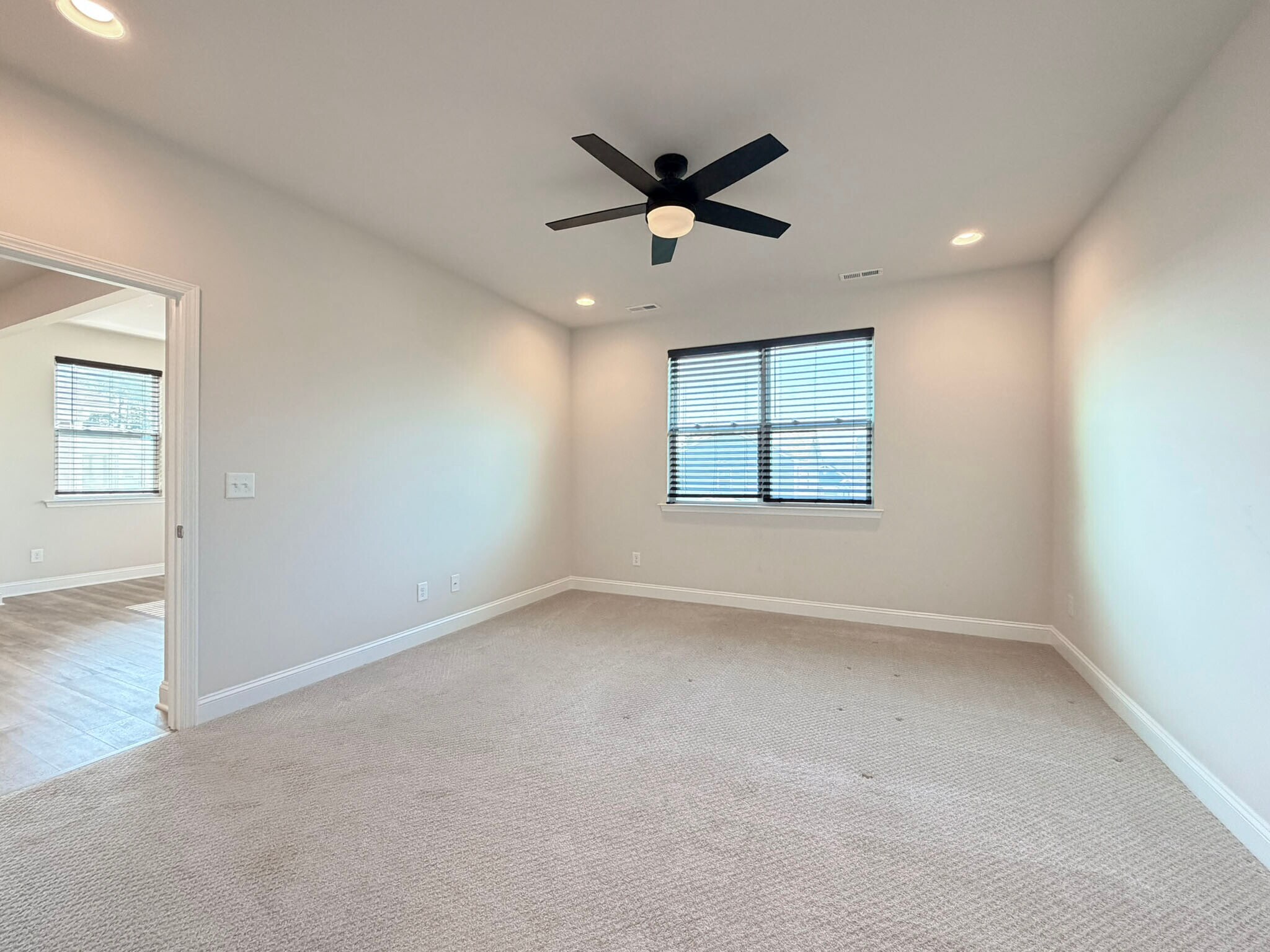 Building Photo - 219 Wood Orchid Ln