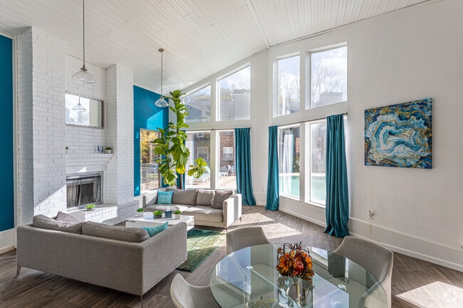Interior Photo - Newport Apartment Homes