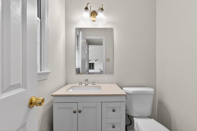 Building Photo - 77 Marsh Ave