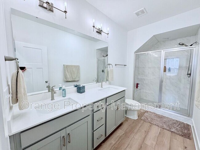 Building Photo - 315 Grange Vly Ln