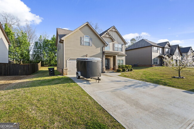 Building Photo - 6870 Diamond Dr