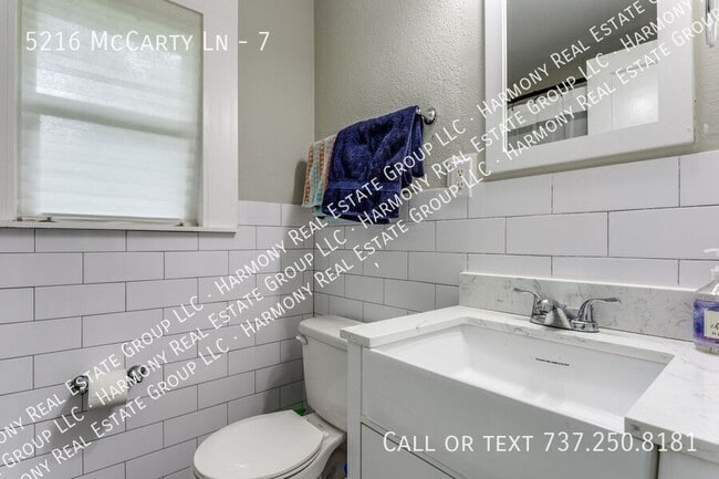 Building Photo - 5216 McCarty Ln